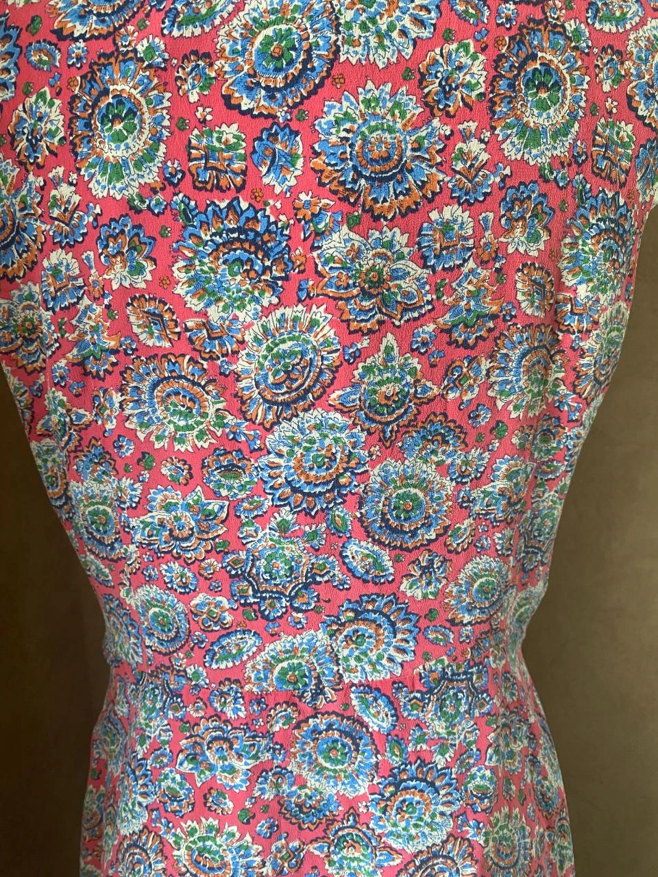 Prachtige Caroll jurk maat 42 van zijde – Roze met bohemien-chique bloemenprint – photo 6